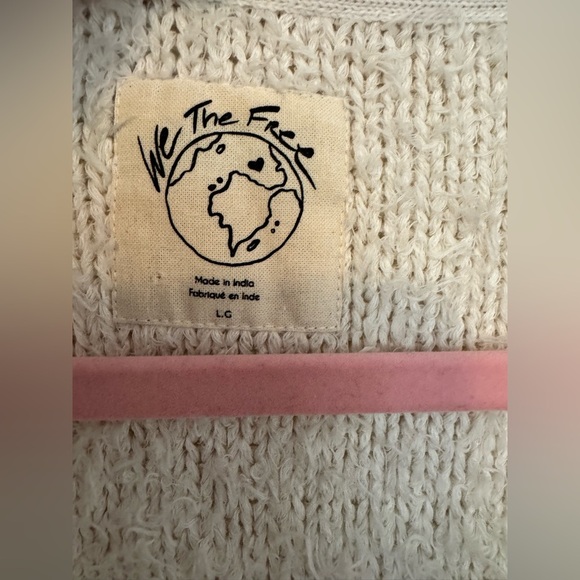 NEW We the Free People Theo V Neck Drop Shoulder Sweater Cream Fuzzy Large NWOT - Picture 7 of 10